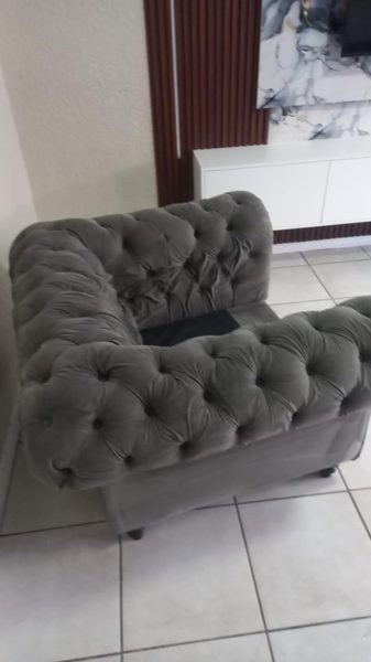Bedroom Wool Carpet Restoration — Quinton Chinoz Projects Cape Town